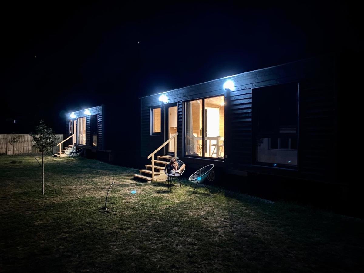 Pixel - Tiny Campus Villa Tîrgu Secuiesc Eksteriør bilde