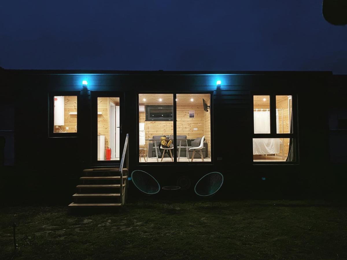 Pixel - Tiny Campus Villa Tîrgu Secuiesc Eksteriør bilde