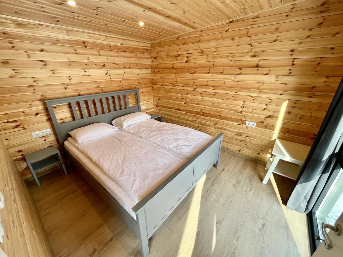 Pixel - Tiny Campus Villa Tîrgu Secuiesc Eksteriør bilde