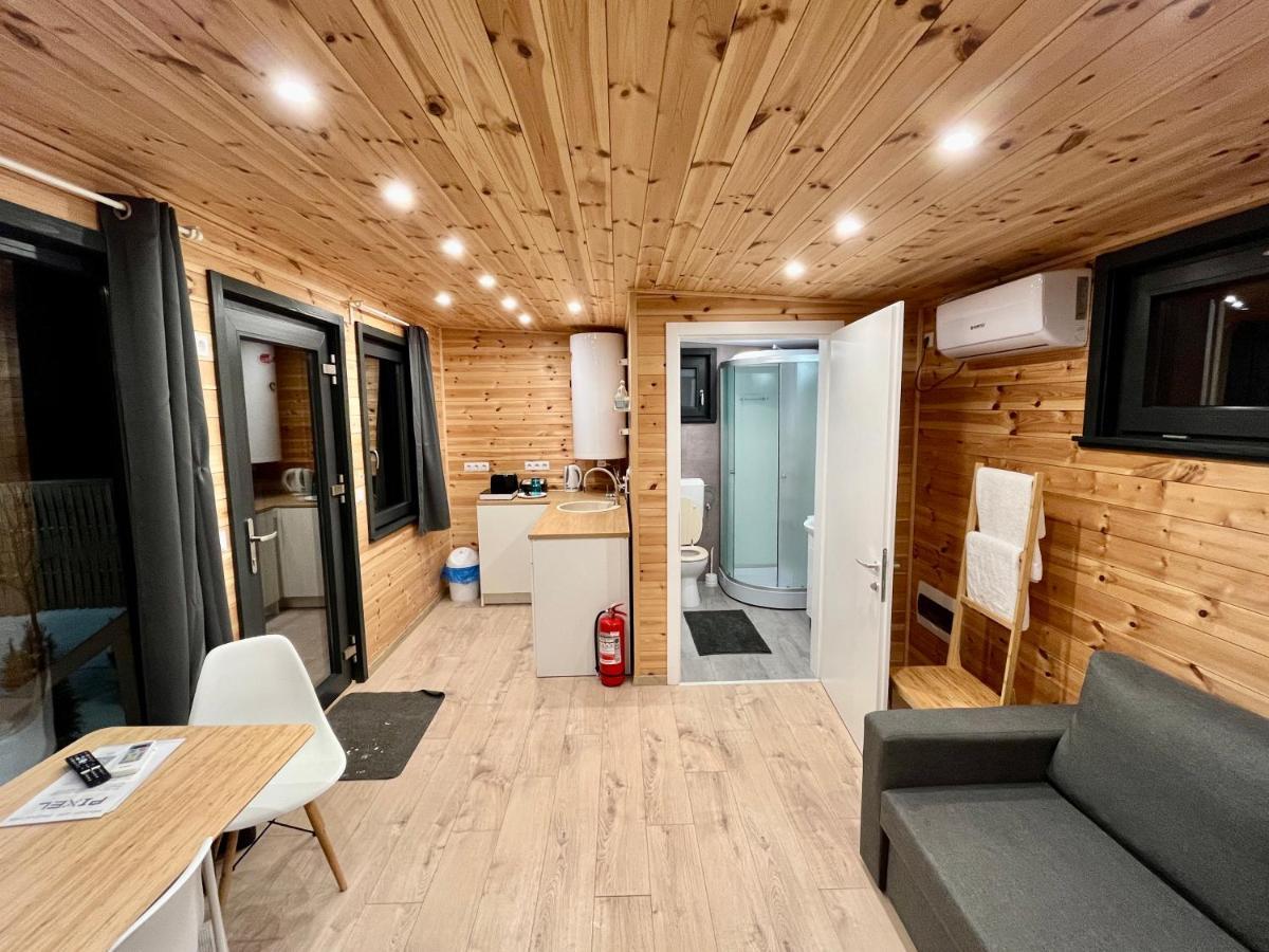 Pixel - Tiny Campus Villa Tîrgu Secuiesc Eksteriør bilde