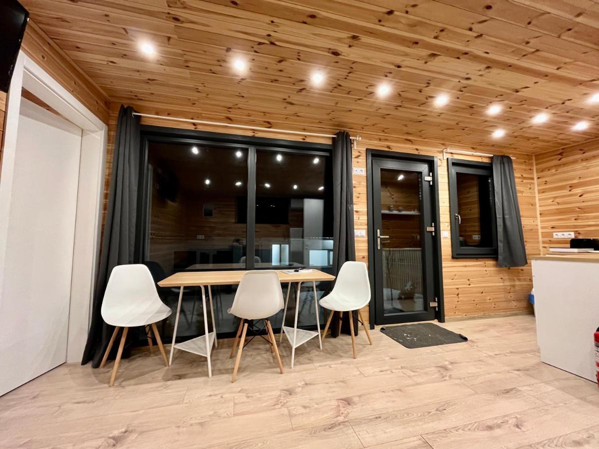 Pixel - Tiny Campus Villa Tîrgu Secuiesc Eksteriør bilde