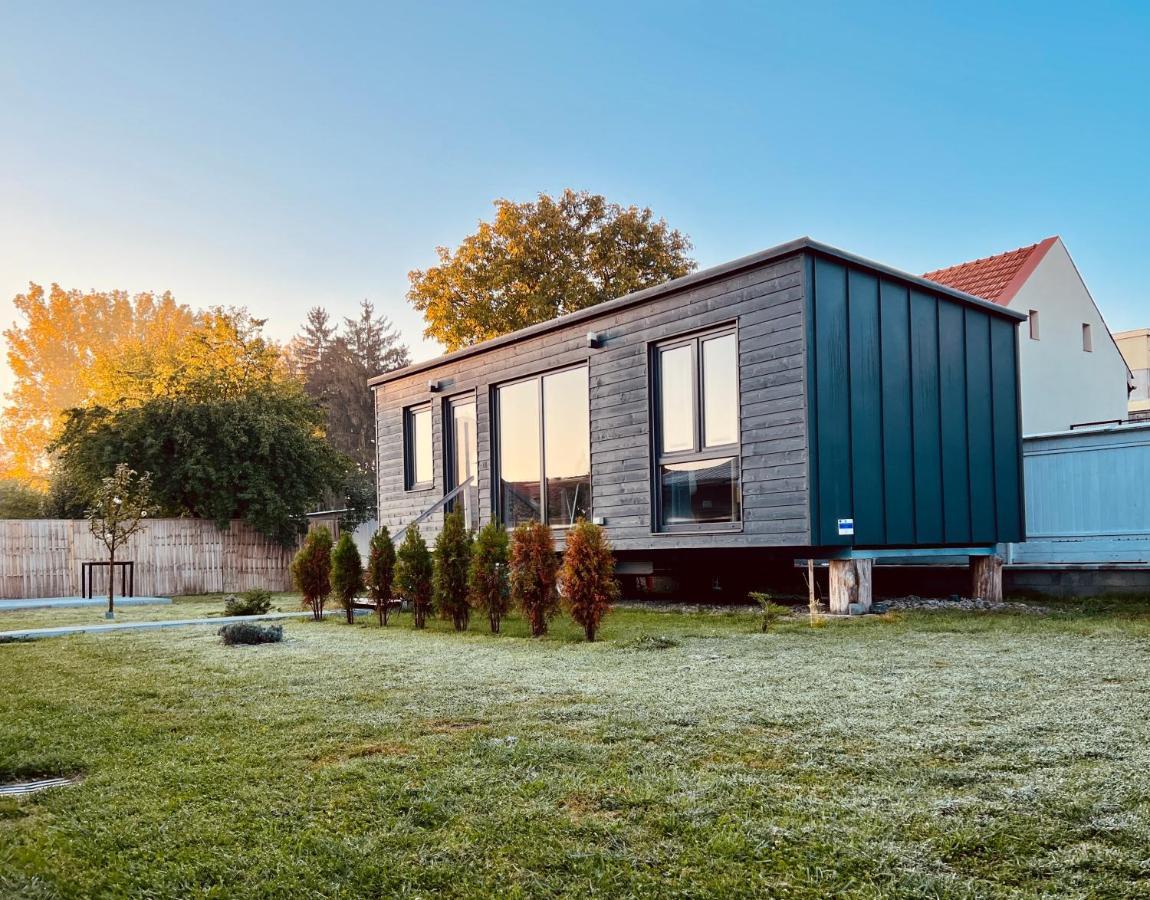 Pixel - Tiny Campus Villa Tîrgu Secuiesc Eksteriør bilde