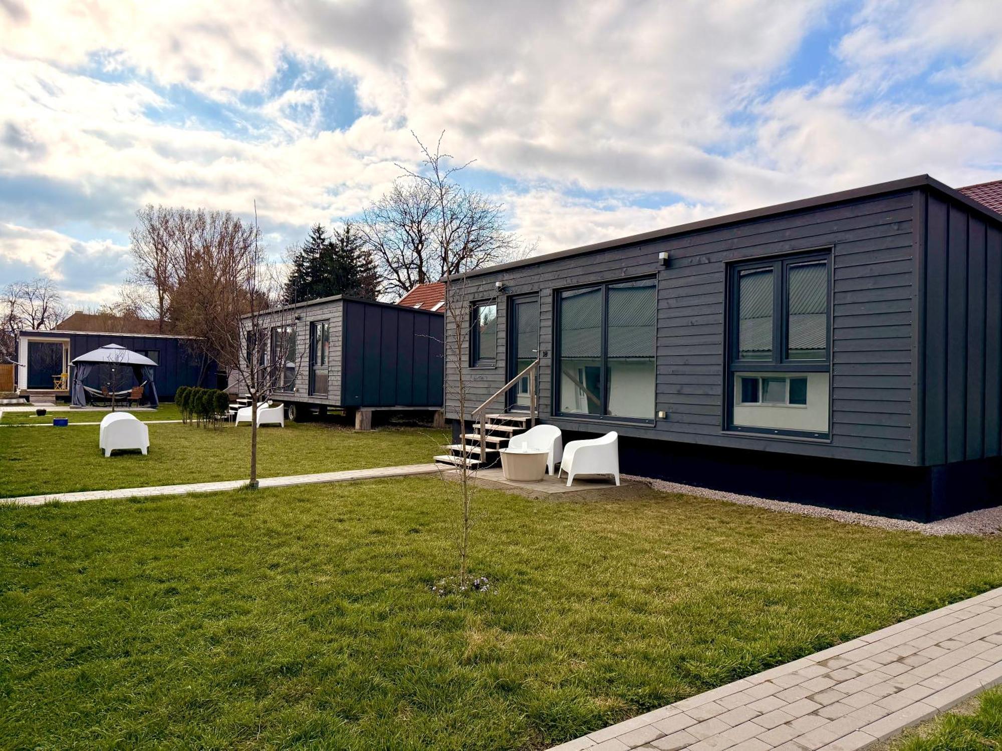 Pixel - Tiny Campus Villa Tîrgu Secuiesc Eksteriør bilde
