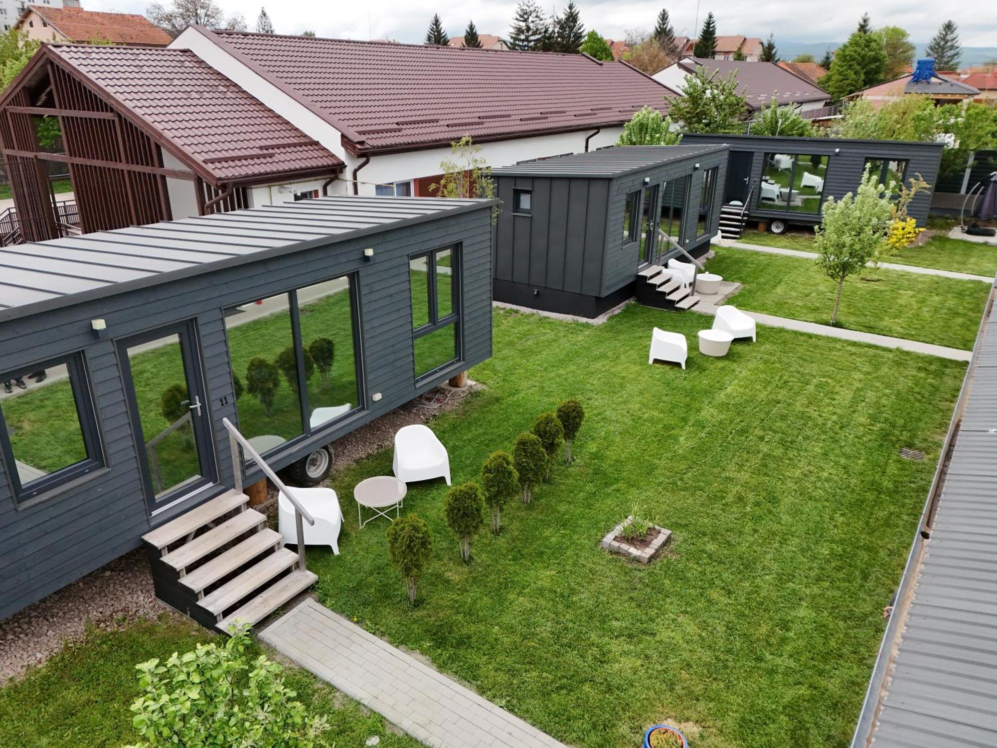 Pixel - Tiny Campus Villa Tîrgu Secuiesc Eksteriør bilde